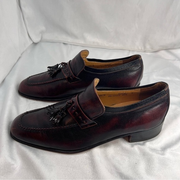 JOHNSTON & MURPHY Mens Cherry Black Leather Tassel Loafers Slip On main image 10